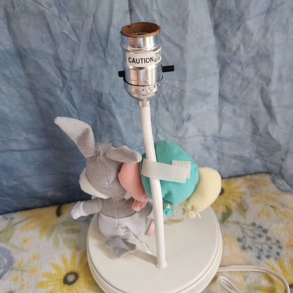 Vintage Looney tunes Baby Bugs lamp